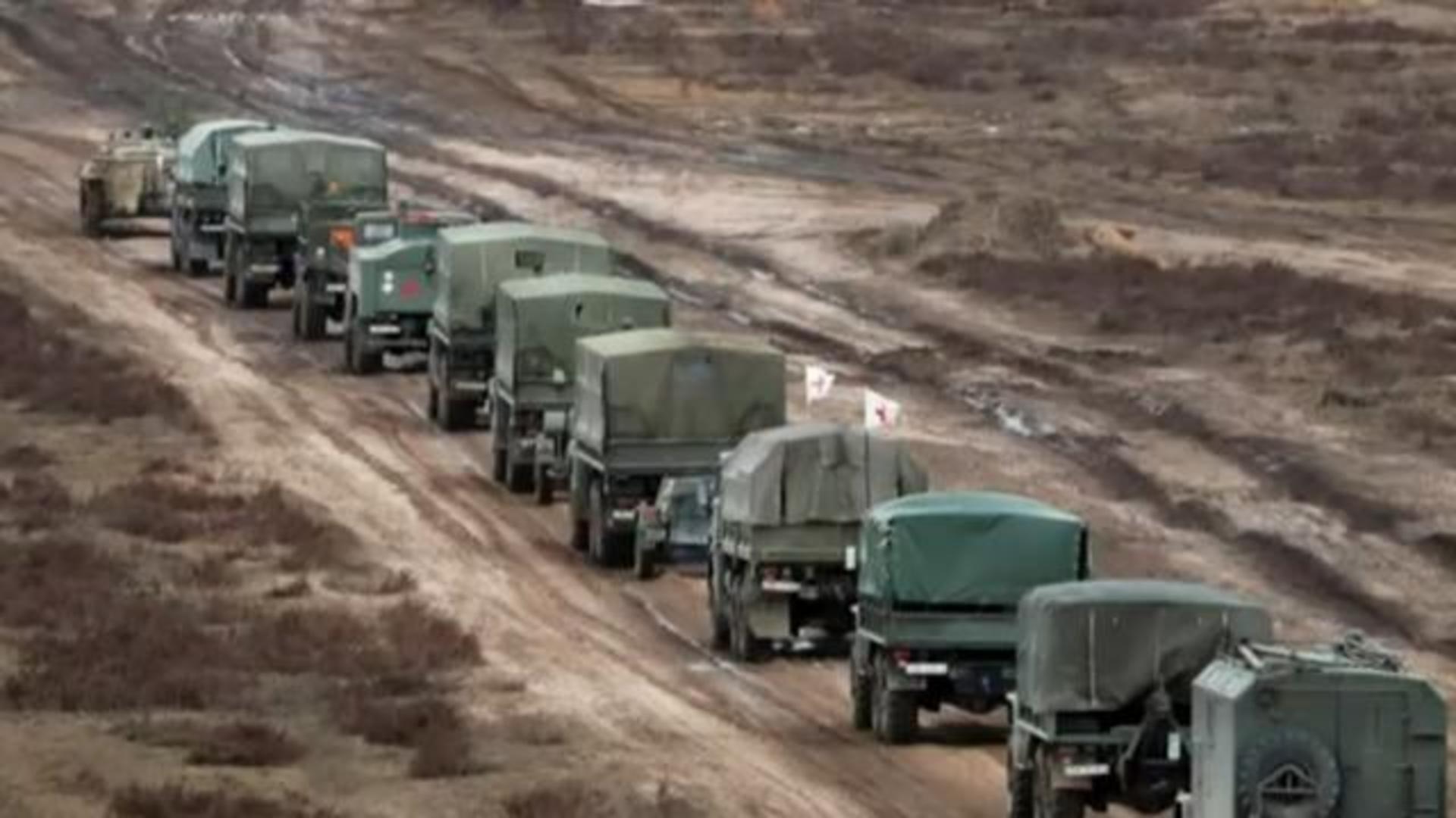 Satellite images show Russian military movement near Ukraine border - CBS  News