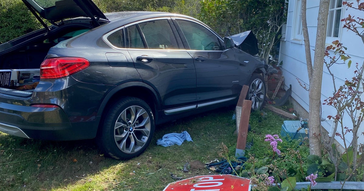 2 Arrested After Stolen Vehicle Flees From Police, Crashes In San Mateo ...