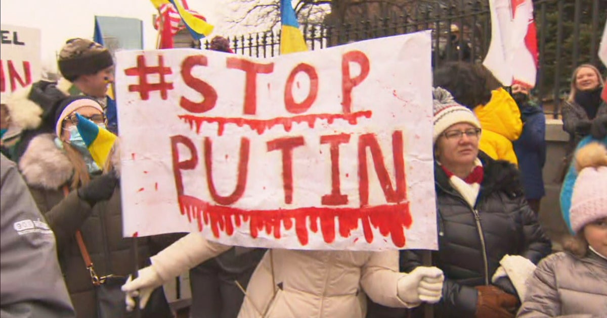 Ukrainians Rally At Massachusetts State House For Support After Russian ...