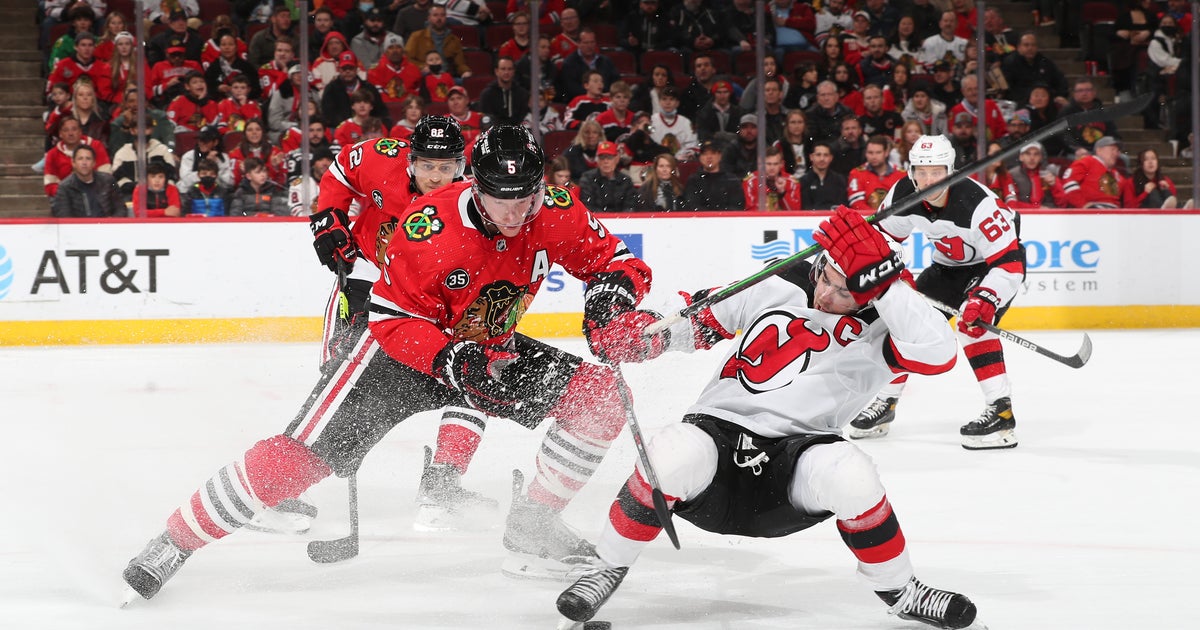 Kirby Dach Gets Tiebreaking Goal As Blackhawks Beat Devils - CBS Chicago