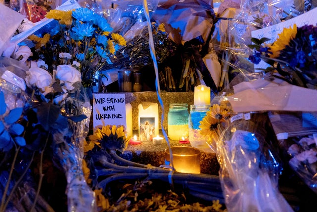 TOPSHOT-US-RUSSIA-UKRAINE-CONFLICT-PROTEST 