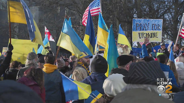 ukraine-rally-downtown.jpg 