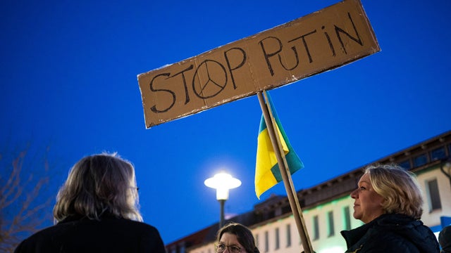 Anti-war protest at night in Visby, Sweden 