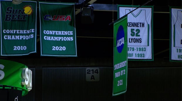 UNT Men's basketball - Mean Green 1