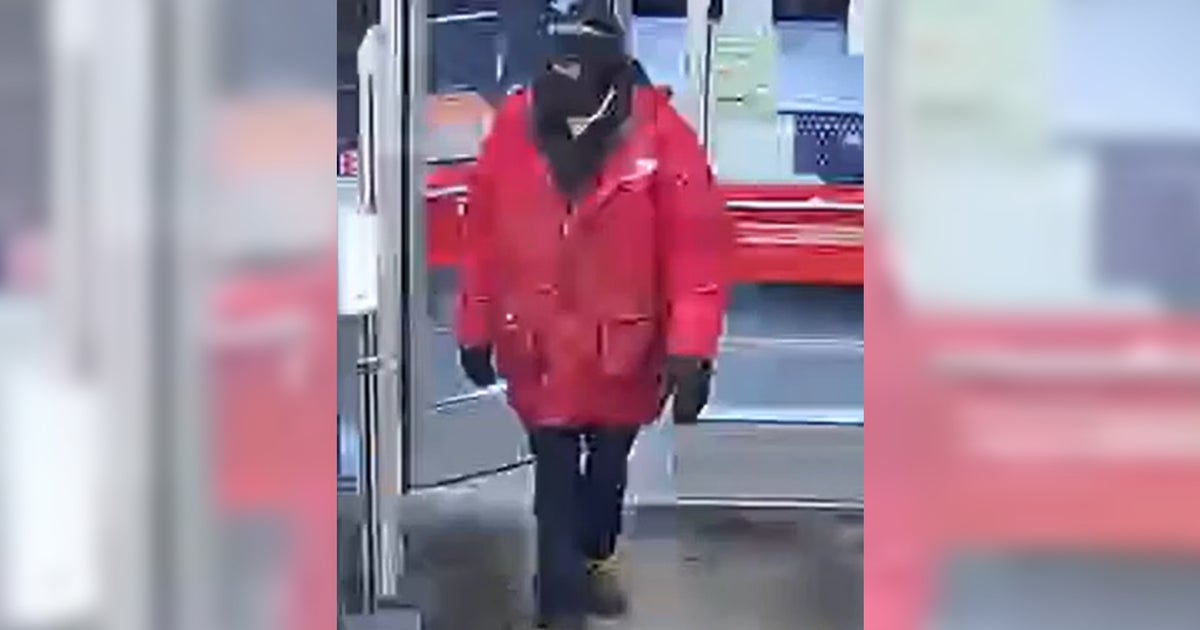 Police Search For Suspect In Connection With Robbery At Detroit Family ...