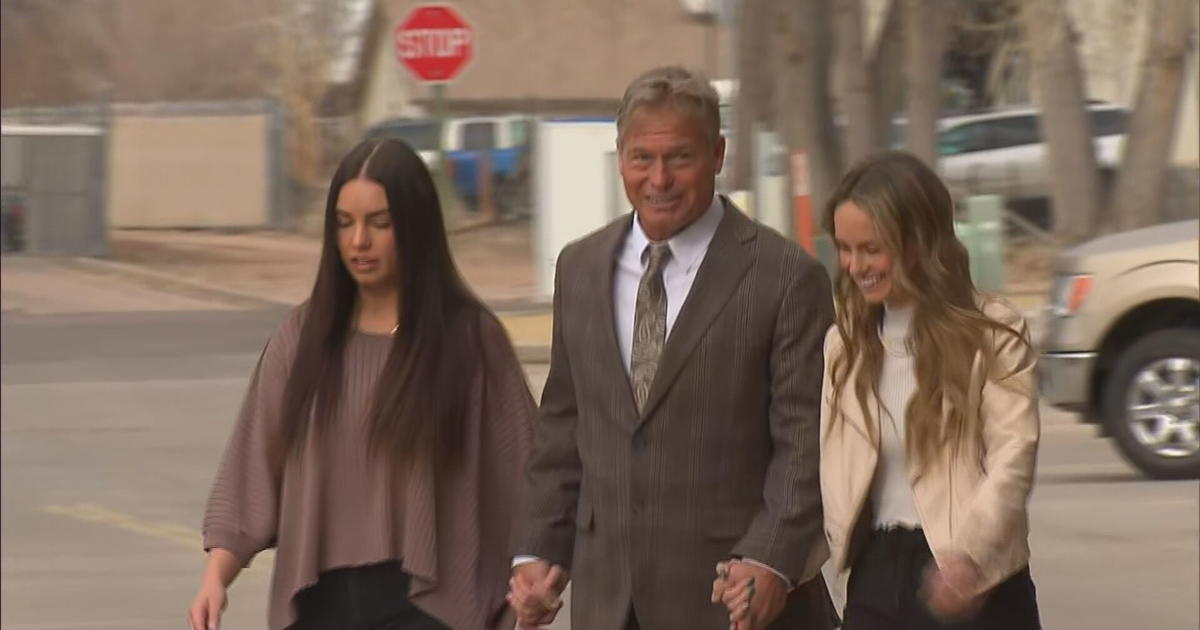 Missing Mom: Daughters Go With Barry Morphew To Find Out If Murder Case ...