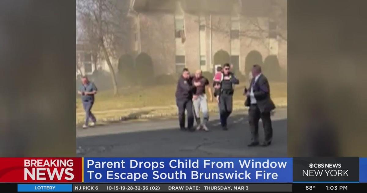 toddler-dropped-out-window-in-dramatic-fire-rescue-cbs-new-york