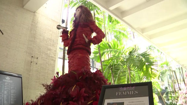 Gloria Estefan - Fleurs de Villes FEMMES 