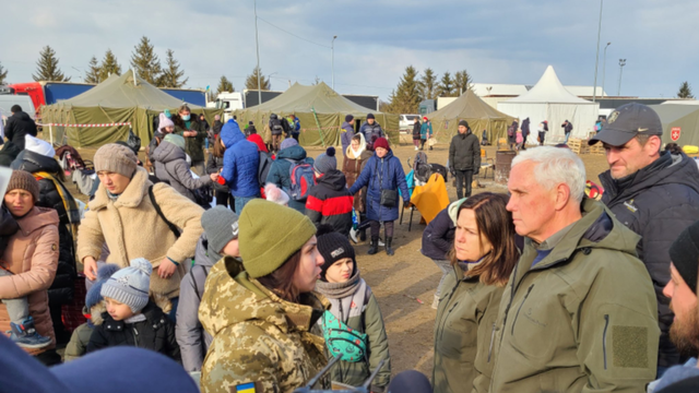 pence-ukraine-border.png 