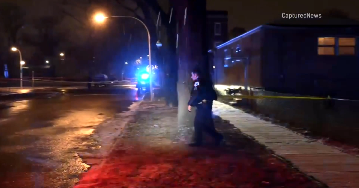 Shots fired in West Englewood at officers from outside Chicago - CBS ...