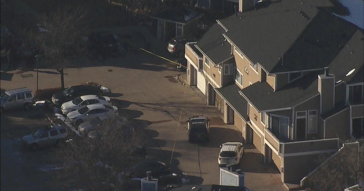 16-Year-Old Boy Dead After Aurora Shooting At Apartment Complex - CBS ...