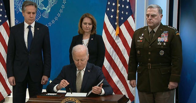 Biden announces U.S. will send additional $800 million in military aid ...