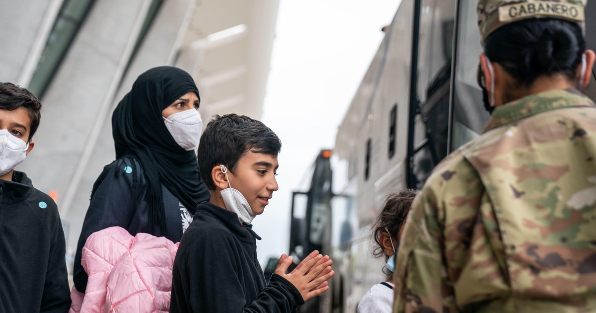 Trump admin. pauses immigration applications from Afghans after National Guard shooting