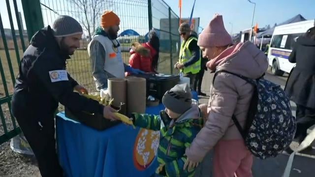 cbsn-fusion-chance-encounter-reconnects-family-who-evacuated-ukraine-thumbnail-924808-640x360.jpg 