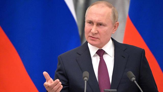 cbsn-fusion-us-and-european-allies-target-russian-president-vladimir-putin-in-new-round-of-sanctions-thumbnail-906365-640x360.jpg 