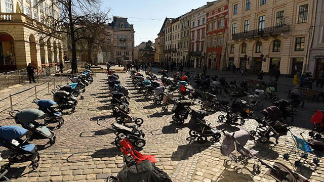 lviv-strollers-1239290649-927163-640x360.jpg 
