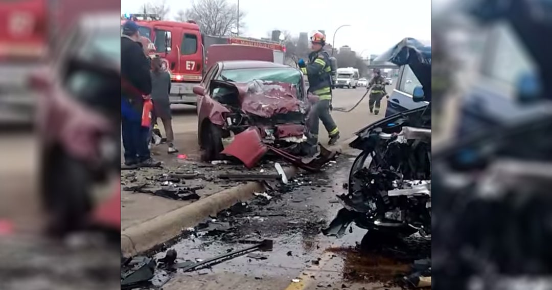 Driver Dies In Head-On Crash In Minneapolis - CBS Minnesota