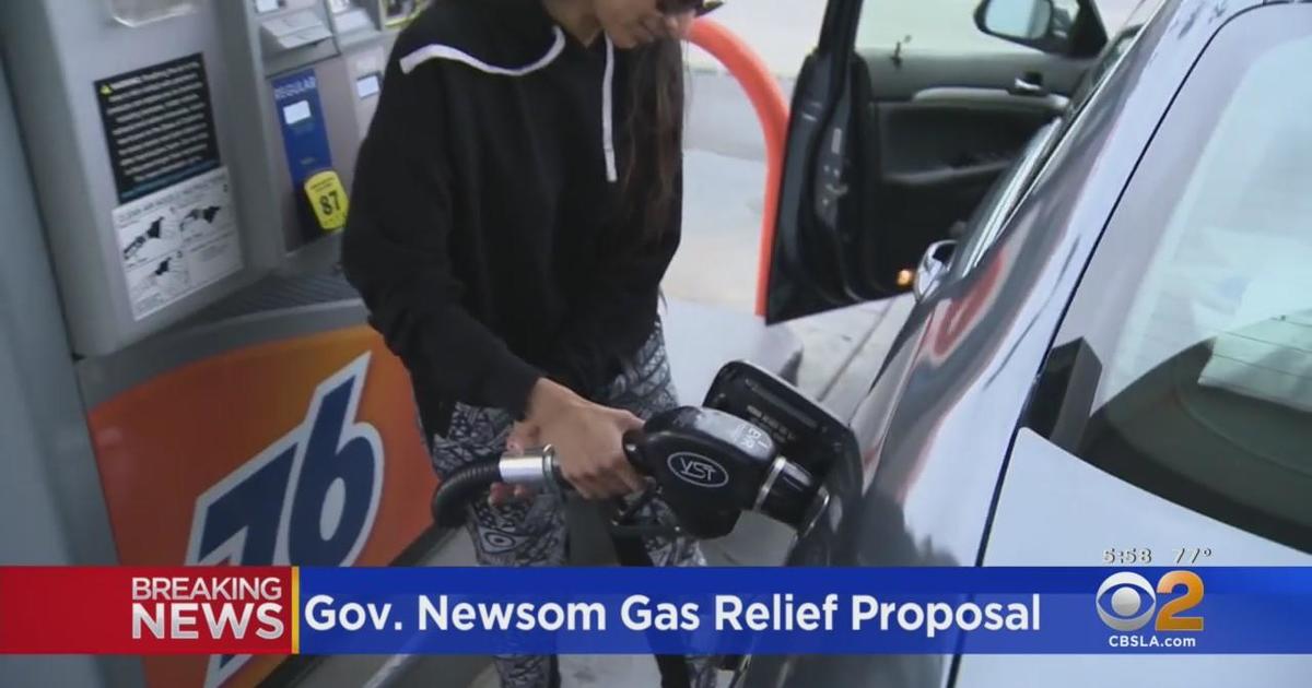 newsom-proposes-gas-rebate-payments-to-california-vehicle-owners-cbs