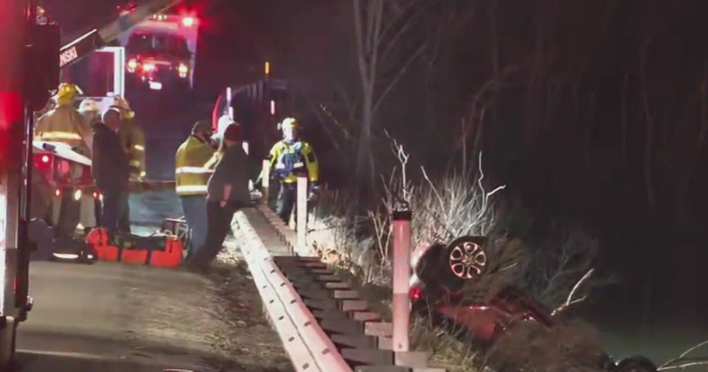 Rescue Crews Working To Pull Car From Oneida Valley Dam CBS Pittsburgh