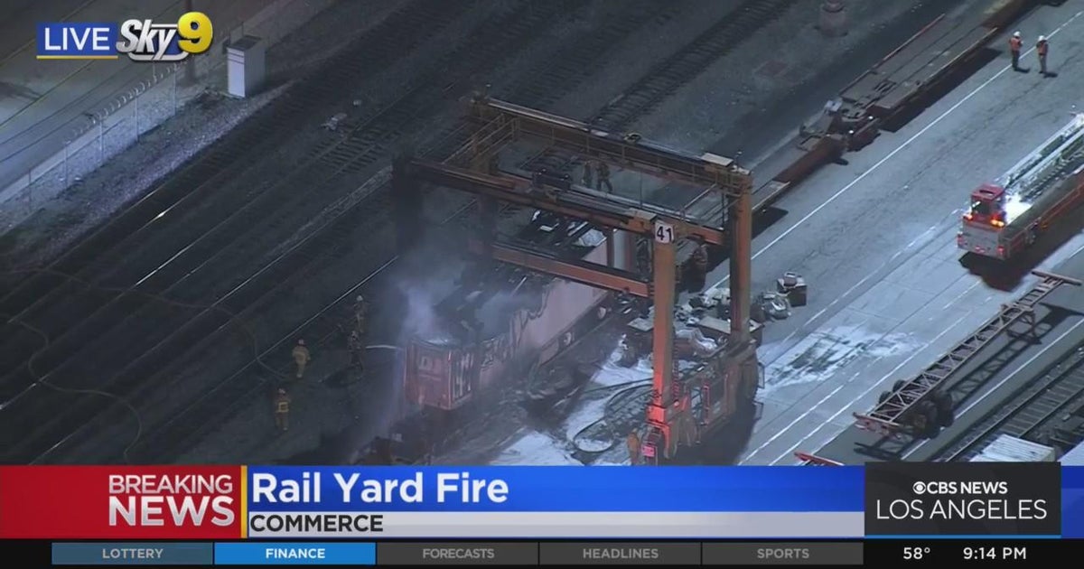 Firefighters knockdown rail yard fire in Commerce - CBS Los Angeles