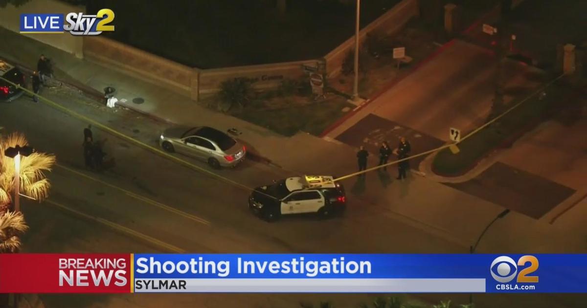 LAPD investigating shooting in Sylmar - CBS Los Angeles