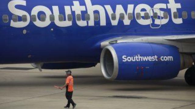 Southwest Air Cancellations Move Into Fourth Day With 10% Parked 