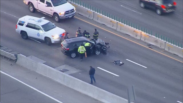 vehicle-center-lane-wb-i-70-crash.jpeg 