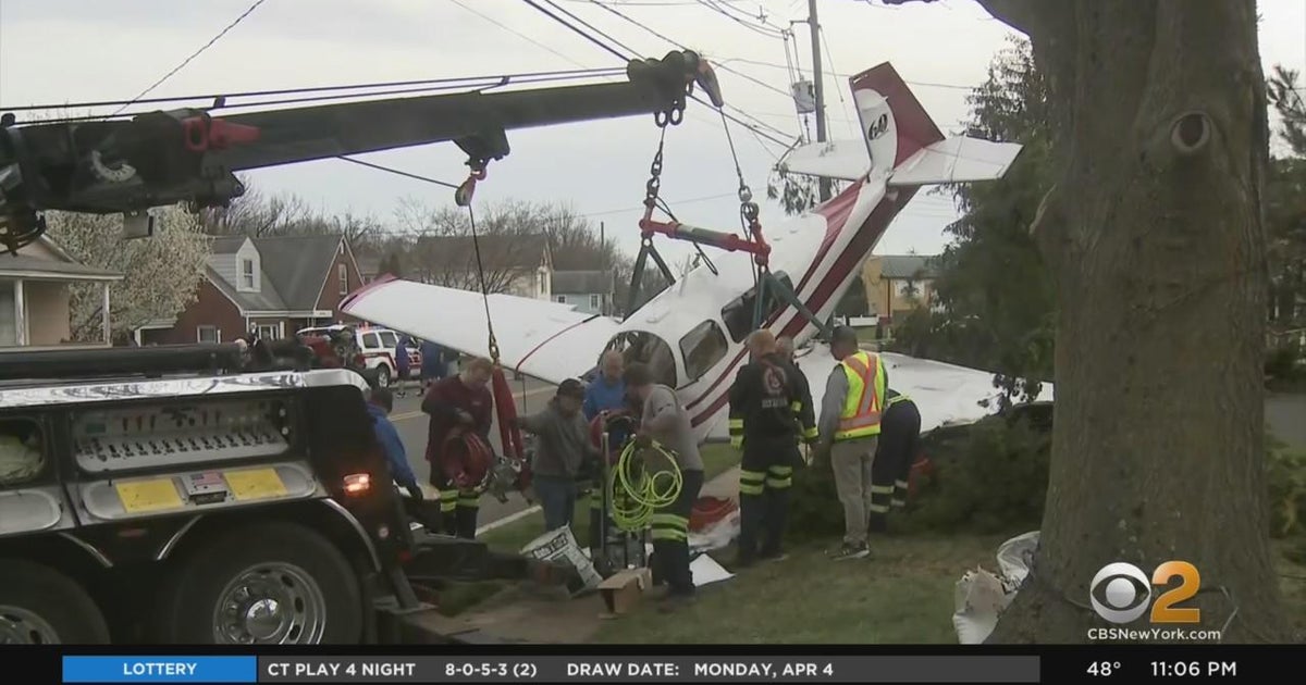 Quiet New Jersey neighborhood plane crash site CBS New York