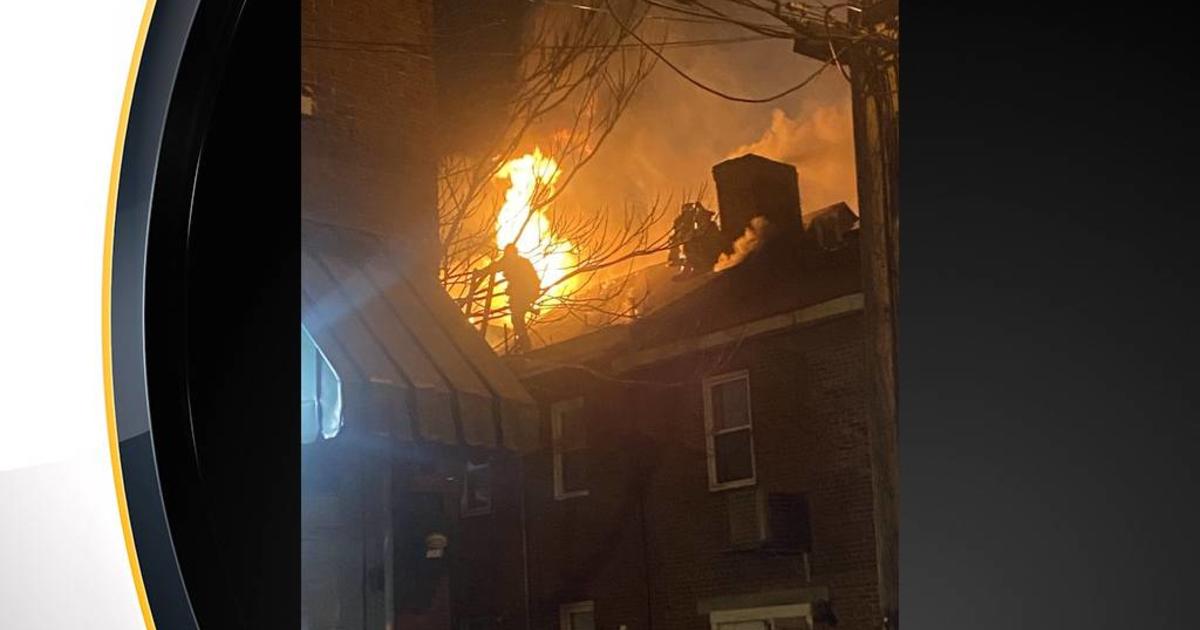 Fire Damages Multiple Rowhomes In Pittsburgh - CBS Pittsburgh