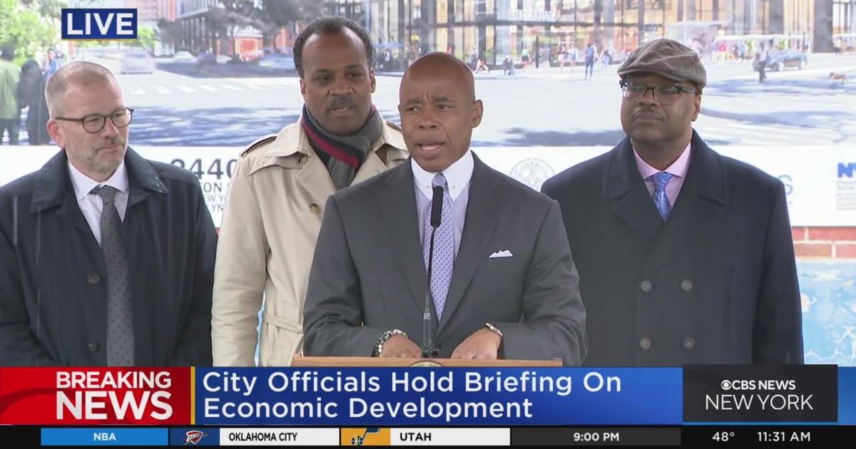 Mayor Adams makes economic development announcement - CBS New York