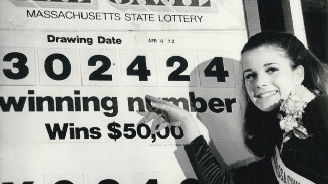 thumbnail_Winning-numbers-displayed-at-first-Mass-Lottery-drawing-04-06-1972.jpg 