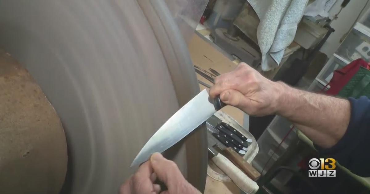 Ambler man goes far in an old trade: Knife-sharpening