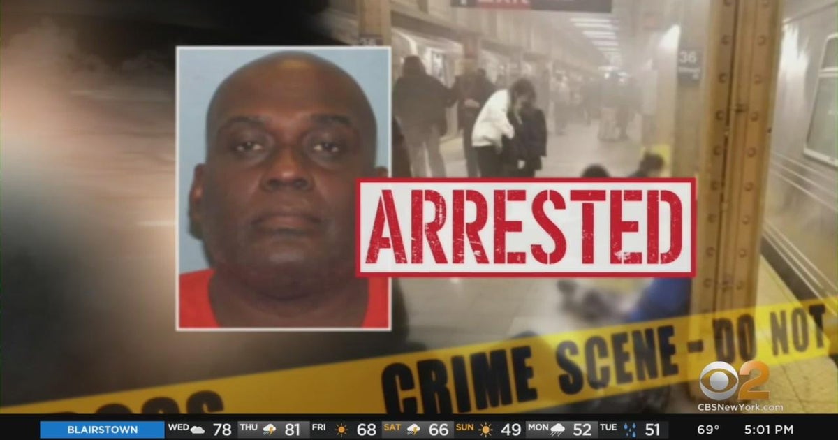 Suspect in Brooklyn subway attack now in custody - CBS New York