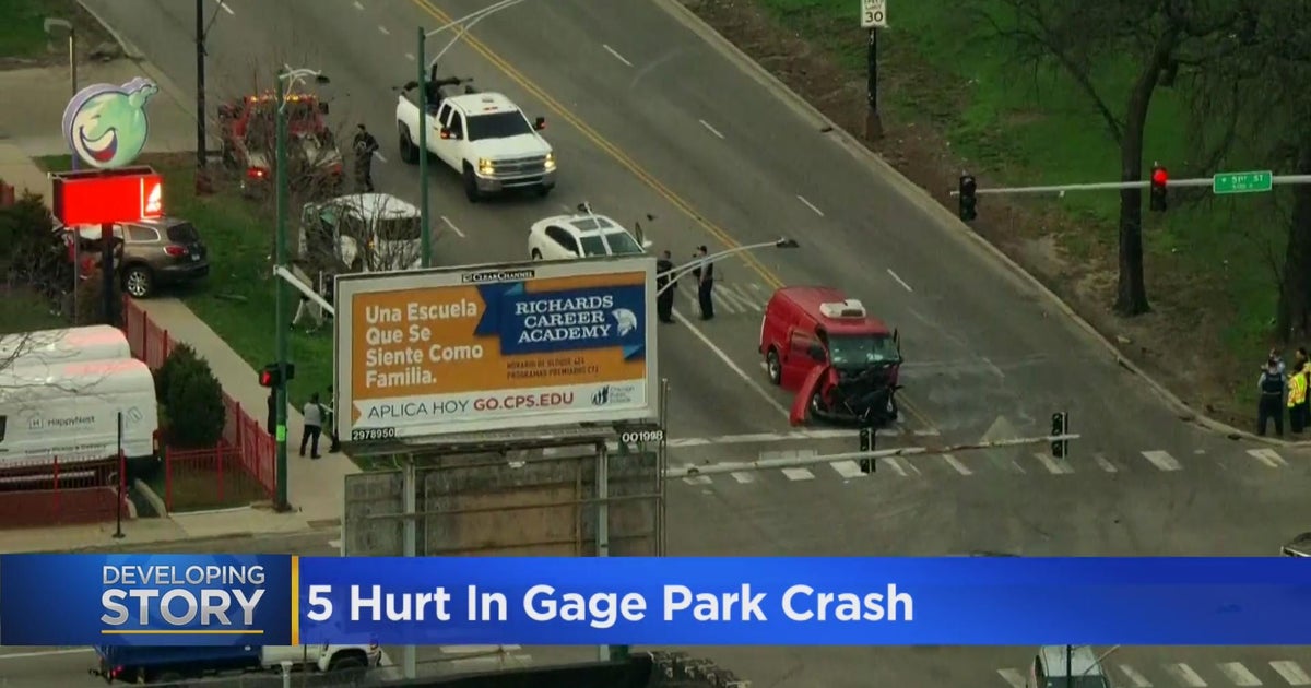 5 people injured in multivehicle crash in Gage Park CBS Chicago