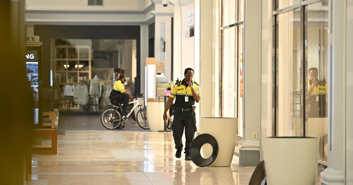 Police arrest a suspect in the South Carolina mall shooting : NPR