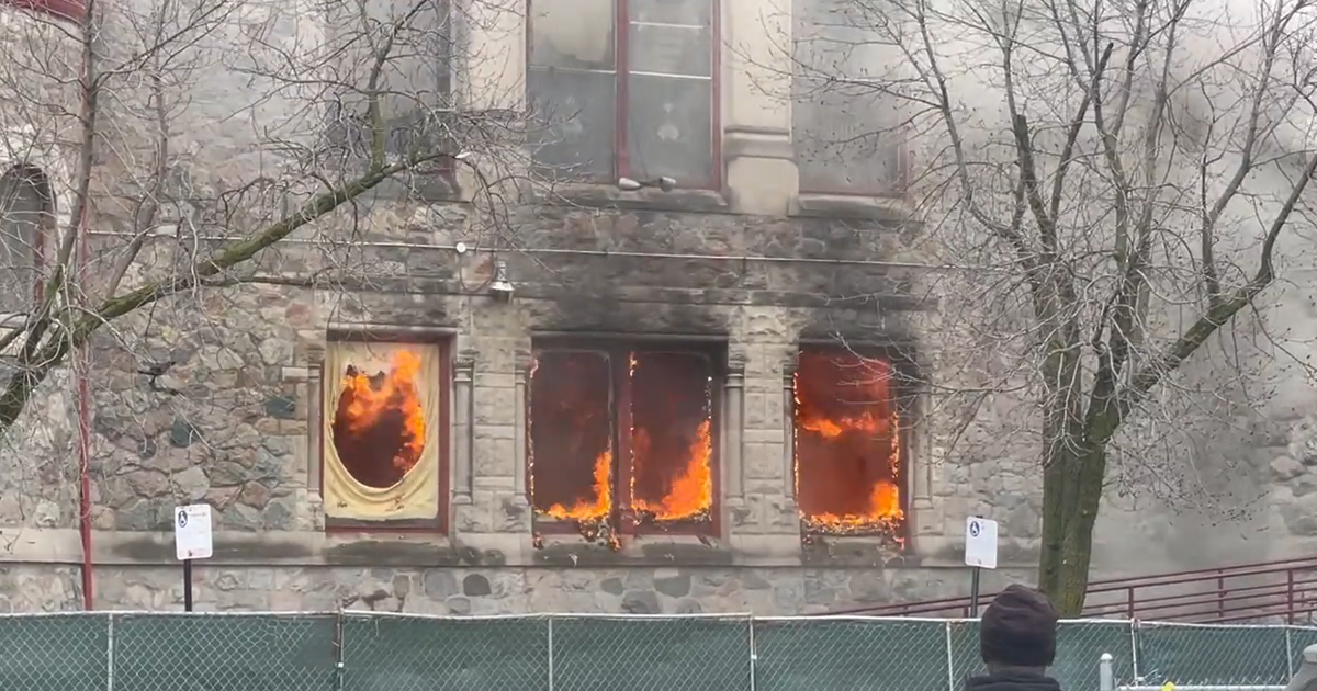 Fire Reignites Again At Antioch Missionary Baptist Church In Englewood ...