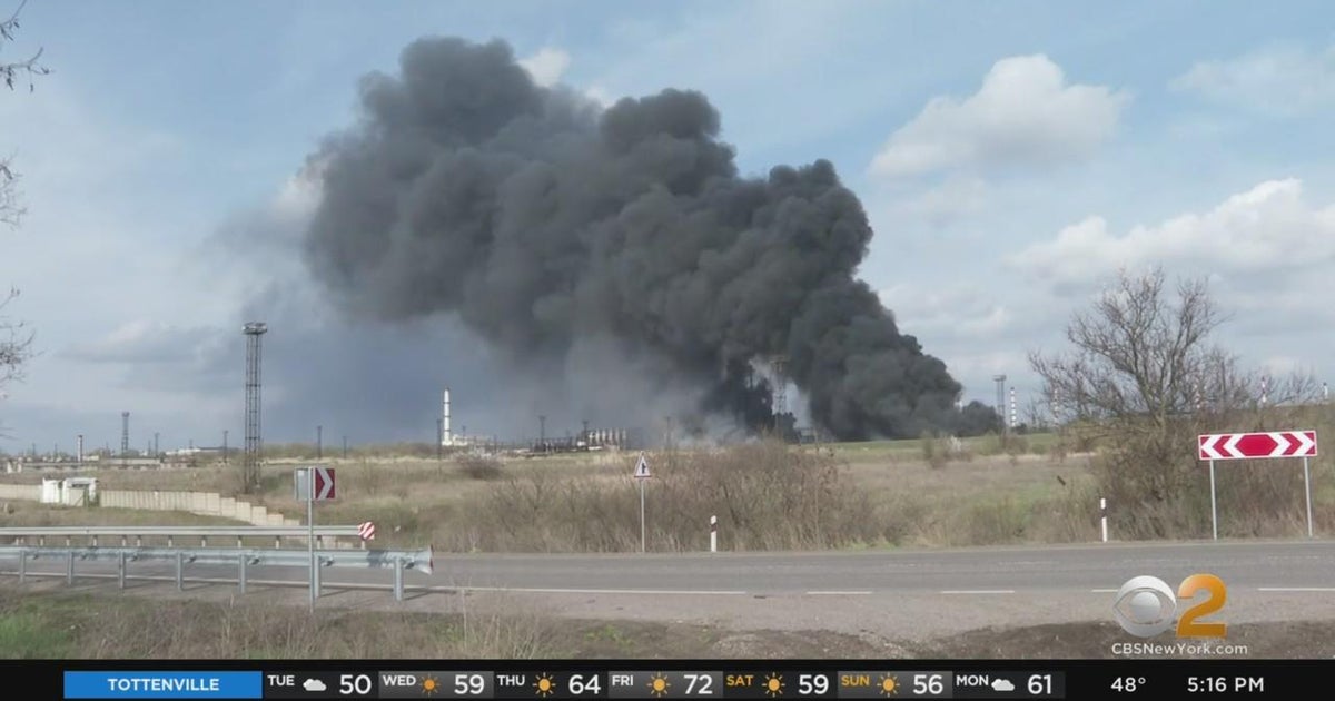 Russia launches intense assault in eastern Ukraine - CBS New York