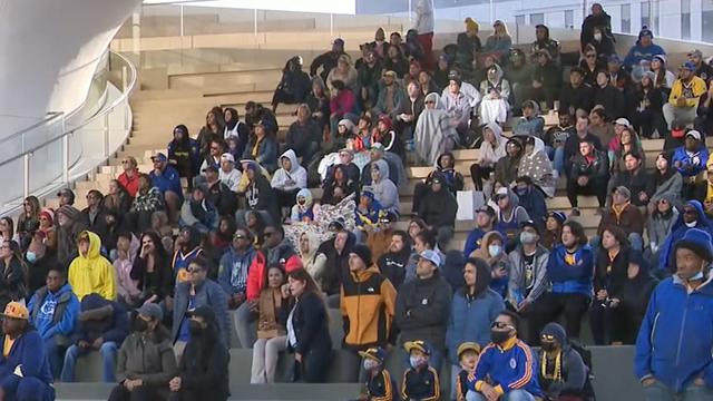 warriors-crowd.jpg 