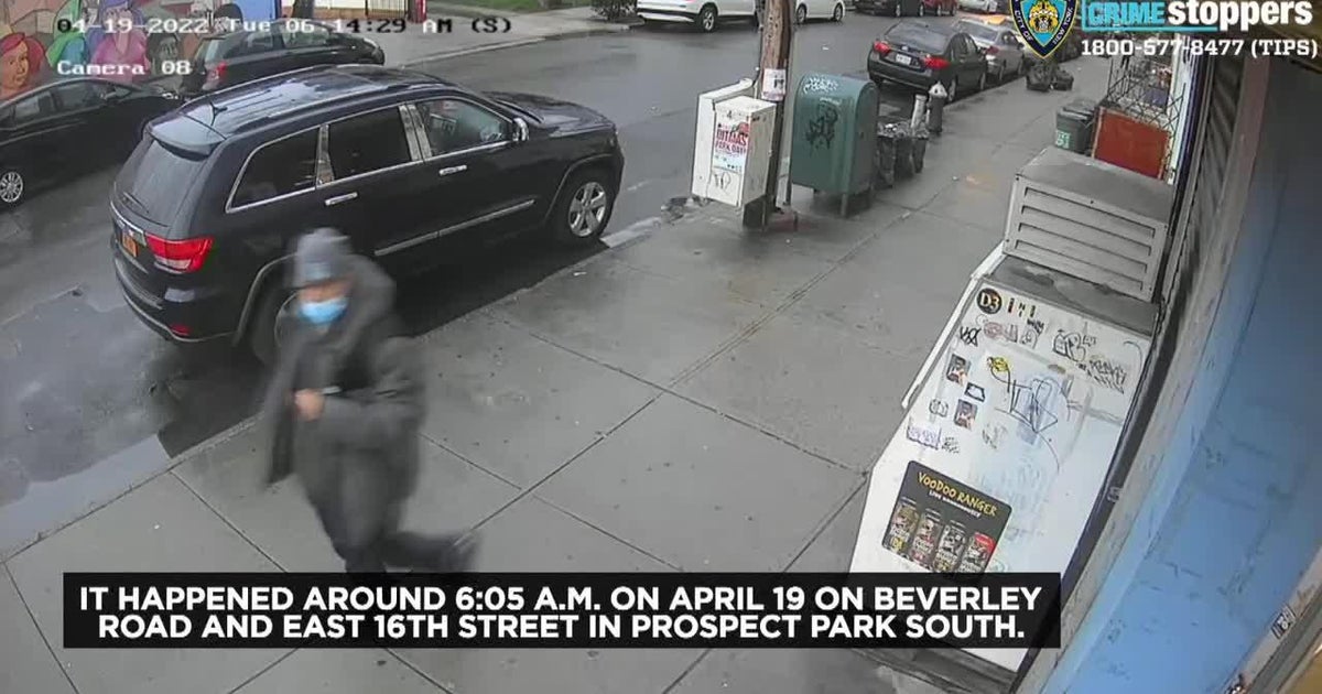 Suspect in random Brooklyn slashing caught on video - CBS New York
