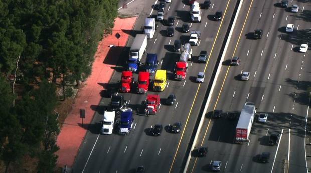 Big-rig protest shuts down 5 freeway in Glendale 