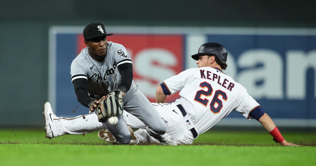 White Sox' Tim Anderson scores on error after stealing third – NBC