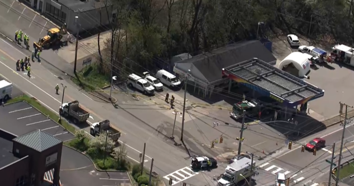 Vehicle hits gas meter, prompts evacuation of 2 businesses in Castle