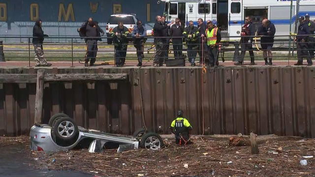 Reid-PKG-CBSN-Water-Rescue-Good-Samaritan-043022_frame_3708.jpg 