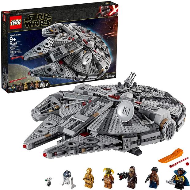 The Rise of Skywalker Millennium Falcon Starship Model Building Kit and Minifigures 