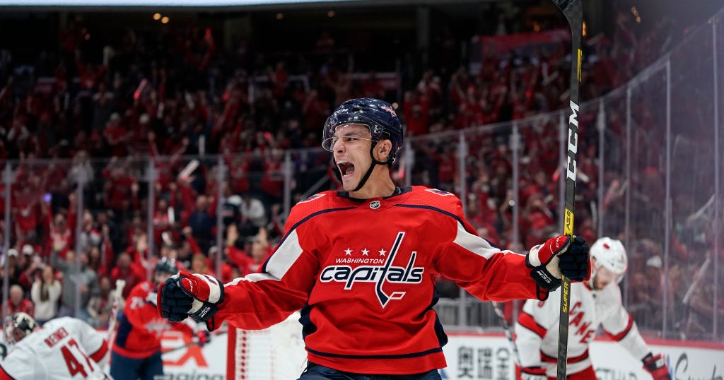 Caps Forward Garnet Hathaway Raising 