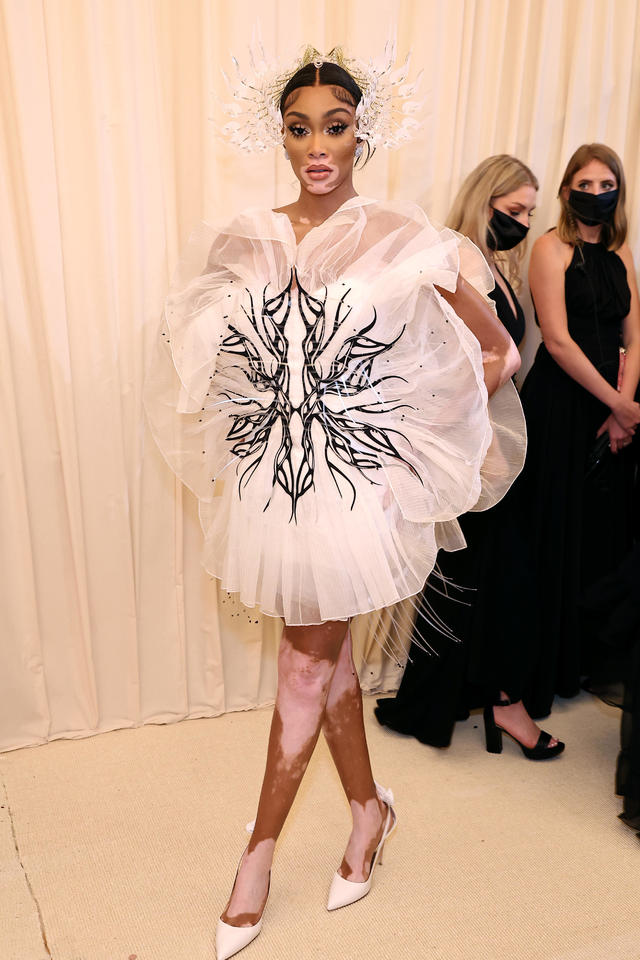 Chloe Moretz Joins Emma Chamberlain at Louis Vuitton Fashion Show