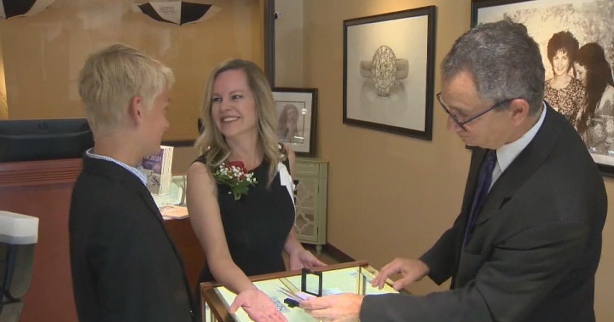 Orange County 6th grader wins 'Why Mom Deserves a Diamond' contest CBS Los Angeles