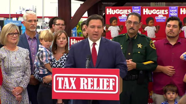 FL-GOV-DESANTIS-915AM-PRESSER-5-6-22.jpg 