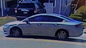 3rd broadway suspect car 1 (crimestoppers) copy
