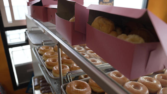 doughnutshop1920-998521-640x360.jpg 